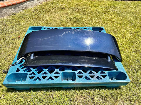 Porsche 911 Stroszek rear wing on OEM decklid