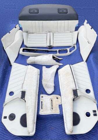 Porsche 964 White Leather Interior Kit – Doors, Rear Seats, Console, Carpets